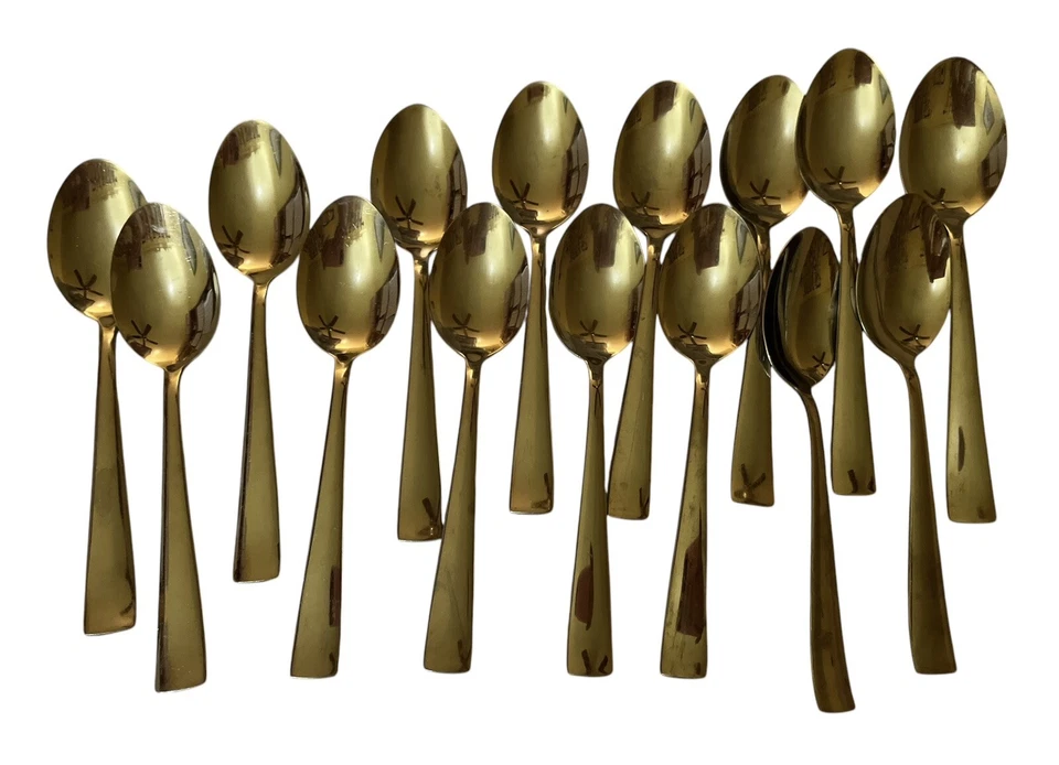 Lote de cubiertos Oneida AVERY 67 piezas tenedores de acero inoxidable cuchillos cucharas incl. 2 piezas para servir Foto 4 de 4