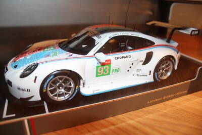 Porsche 911 RSR LeMans  24H 2019  IXO LEGT 18025 1:18