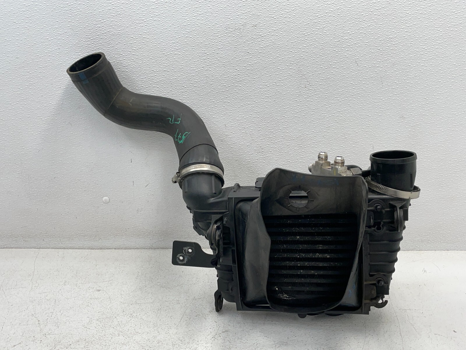 03-07 Bentley Continental GT Right Turbo Intercooler Oil Cooler Duct 1577 OEM