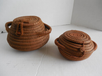 2 x Early 19th Century Papago Pine Needle Woven Coil Lidded Basket