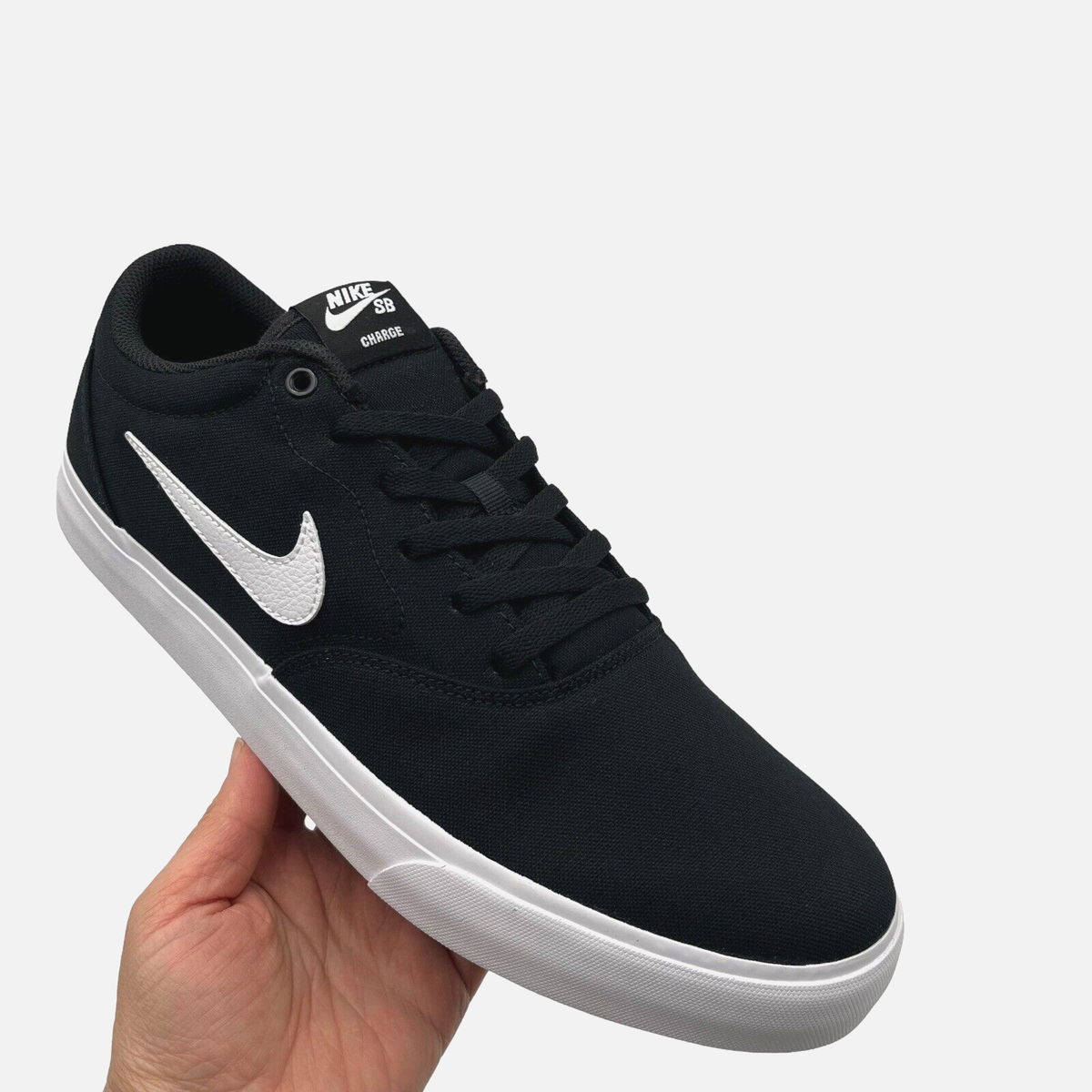 Men's Nike Sb Charge Slip Skate Shoes Nike SB Charge Canvas