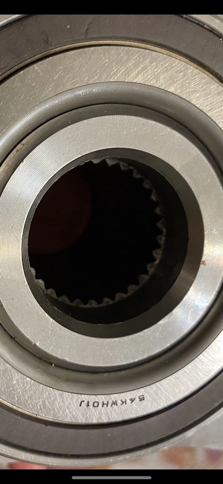 Toyota Tacoma 2005 - cojinete de rueda actual Foto 2 de 4