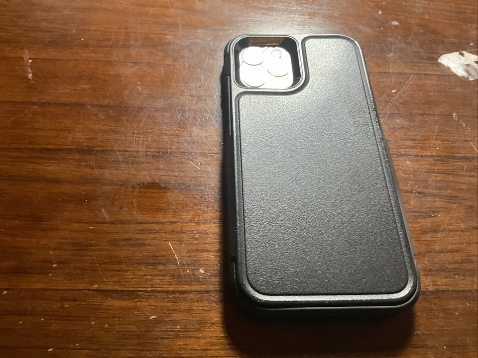 Cámara trasera agrietada iPhone 12 Pro se enciende solo para piezas + funda Foto 4 de 4
