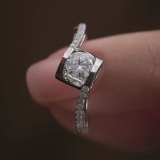 1 Ct Round Cut Moissanite Women's Engagement Wedding Ring Minimalist Jewelry