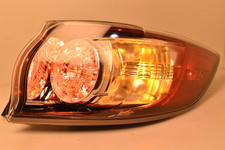 Defect 10-13 Mazda 3 Hatchback Rh Passenger Tail Light Assy Quarter Mounted Oem Defect 10-13 Mazda 3 Hatchback Rh Passenger Tail Light Assy Quarter Mounted Oem