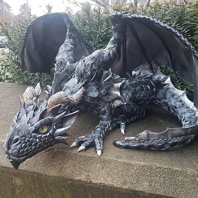 Resin Big Squatting, Armored Dragon Guardian Figures