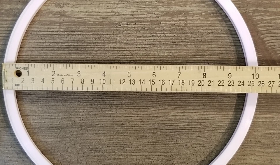 Pink Embroidery Hoop, Cross Stitch Hoop Round Plastic - Image 3 of 4