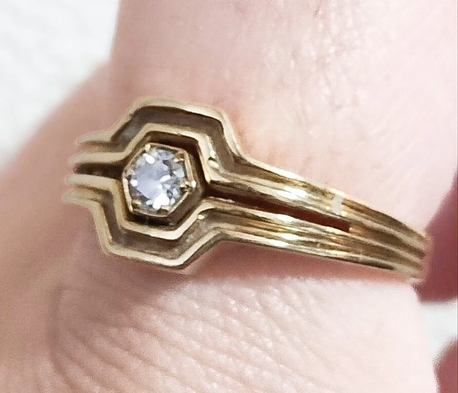 Anillo Christian Dior Vintage 1P Diamante Oro Amarillo 18k Forma Octágono Banda Foto 2 de 4