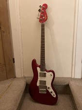 Squier Paranormal Rascal Bass - Candy Apple Red