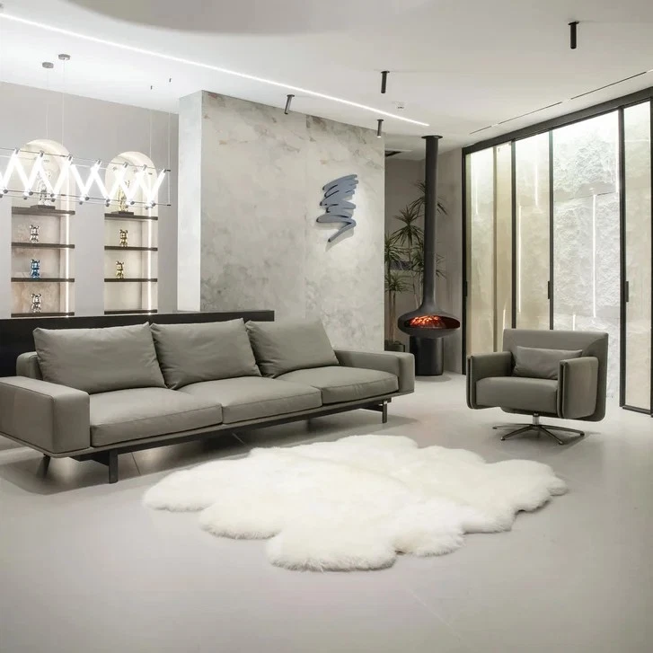 100% GENUINE AUSTRALIAN SHEEPSKIN , NATURAL FUR RUG - 64in x 70in, 6-pelt - Image 2 of 4