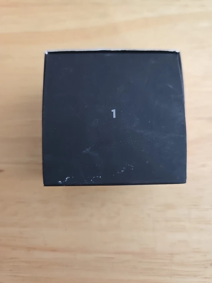 Laura Mercier Secret Brightning Powder For Under Eyes Shade 1 4g - Image 4 of 4