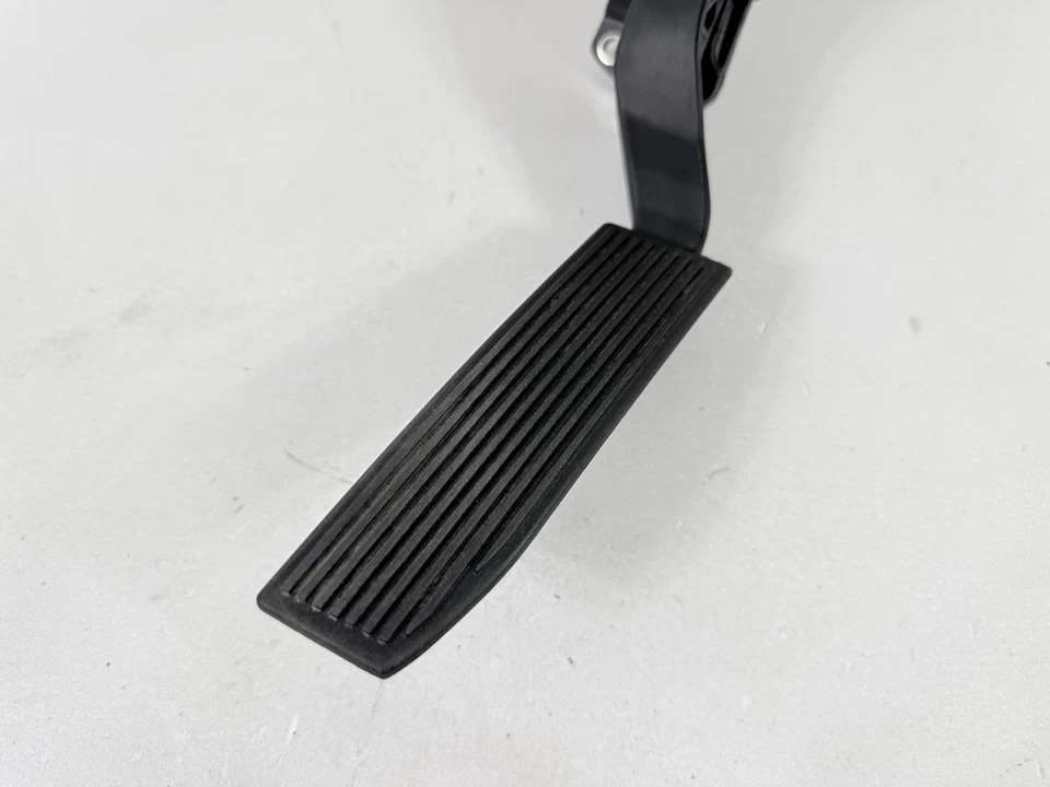 Pedal de aceleração 2007–2010 Jeep Grand Cherokee Commander acelerador a gás fabricante de equipamento original - Imagem 2 de 4