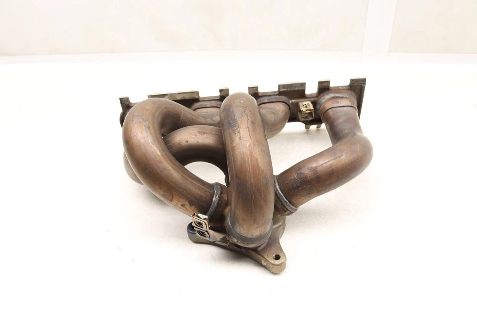 Mercedes-Benz CLA45 AMG 2014-2016 2,0 L - Colector de escape 1331400109 Foto 2 de 4