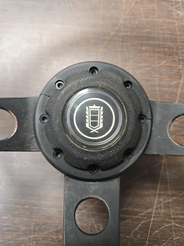 Volante Ford Mustang 1975-1978 Mustang II volante radios OEM  Foto 2 de 4