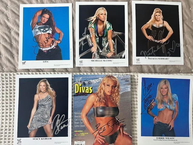 RARE!! 6 WWE Women! 5 Hall of Famers! Lita, Michelle McCool, Trish and more