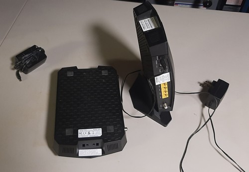 Lot of 2 Zoom 5354 Cable Modem/Wireless 343Mbps Routers - Picture 2 of 3