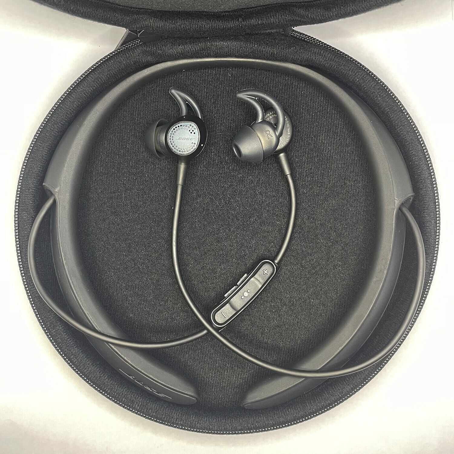 美品】BOSE ボーズ QuietControl 30 QC30 www.krzysztofbialy.com