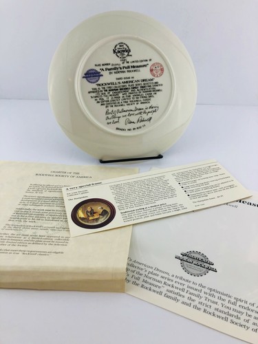 Vintage Norman Rockwell Plate Knowles A Family’s Full Measure Original Box - Picture 3 of 9