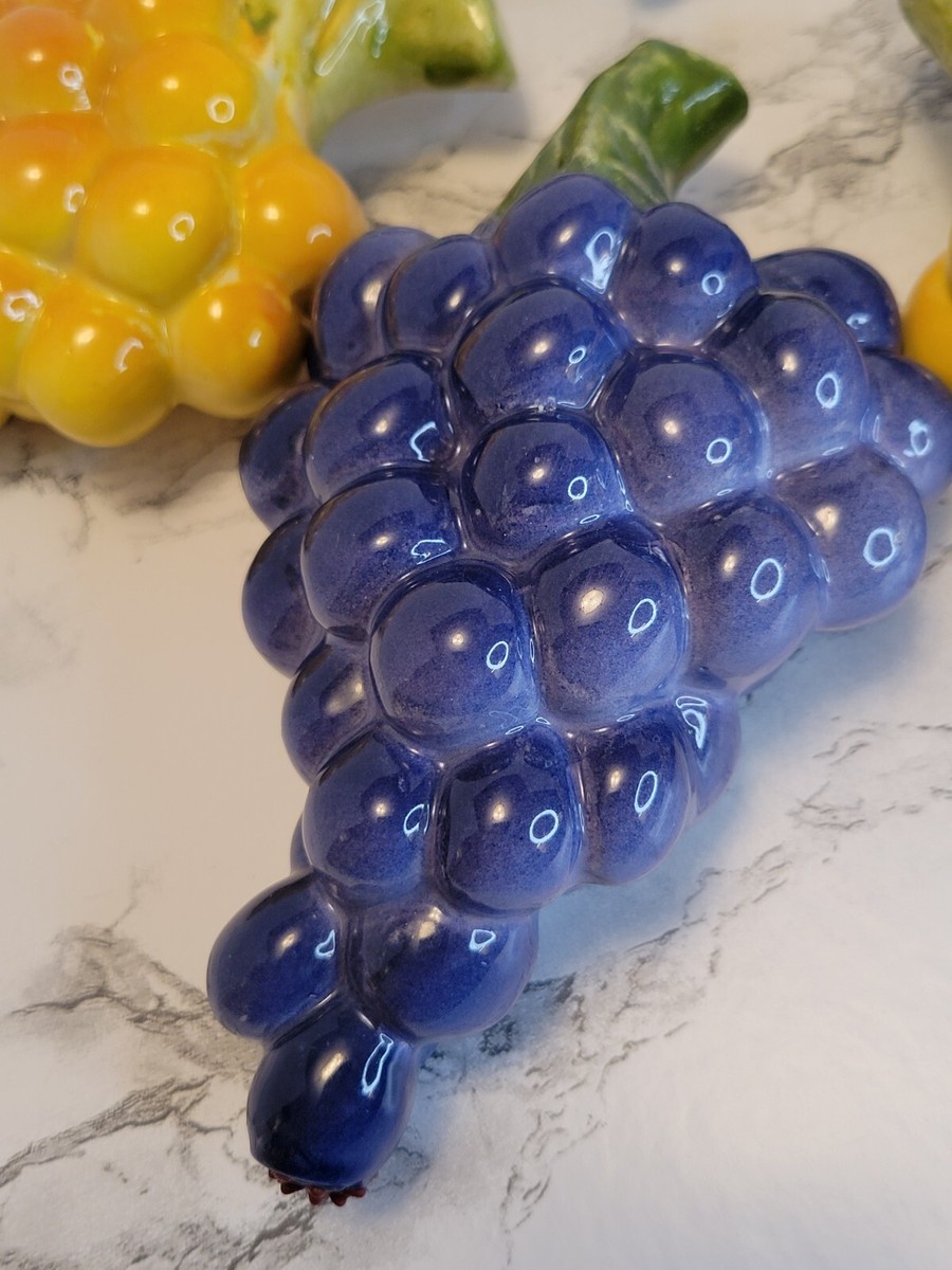 ヴィンテージ　コンソール　grape bunch Six Vintage Ceramic Grape Clusters Purple & Yellow Wine