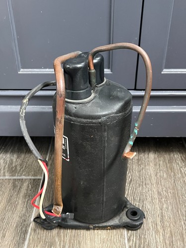 Haier AC Unit Air Conditioner Compressor 39R131E AC-1750-35 #7 - Picture 4 of 7