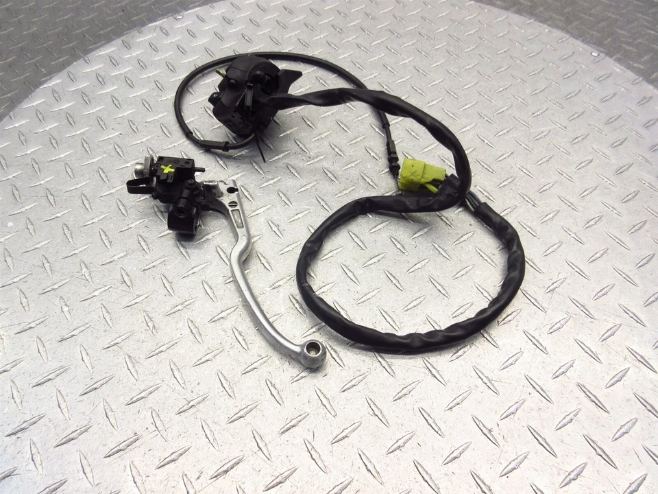 2001 01-03 Suzuki GSXR 600 750 GSXR600 Left Controls Switches Clutch Lever Cable - Image 4 of 4