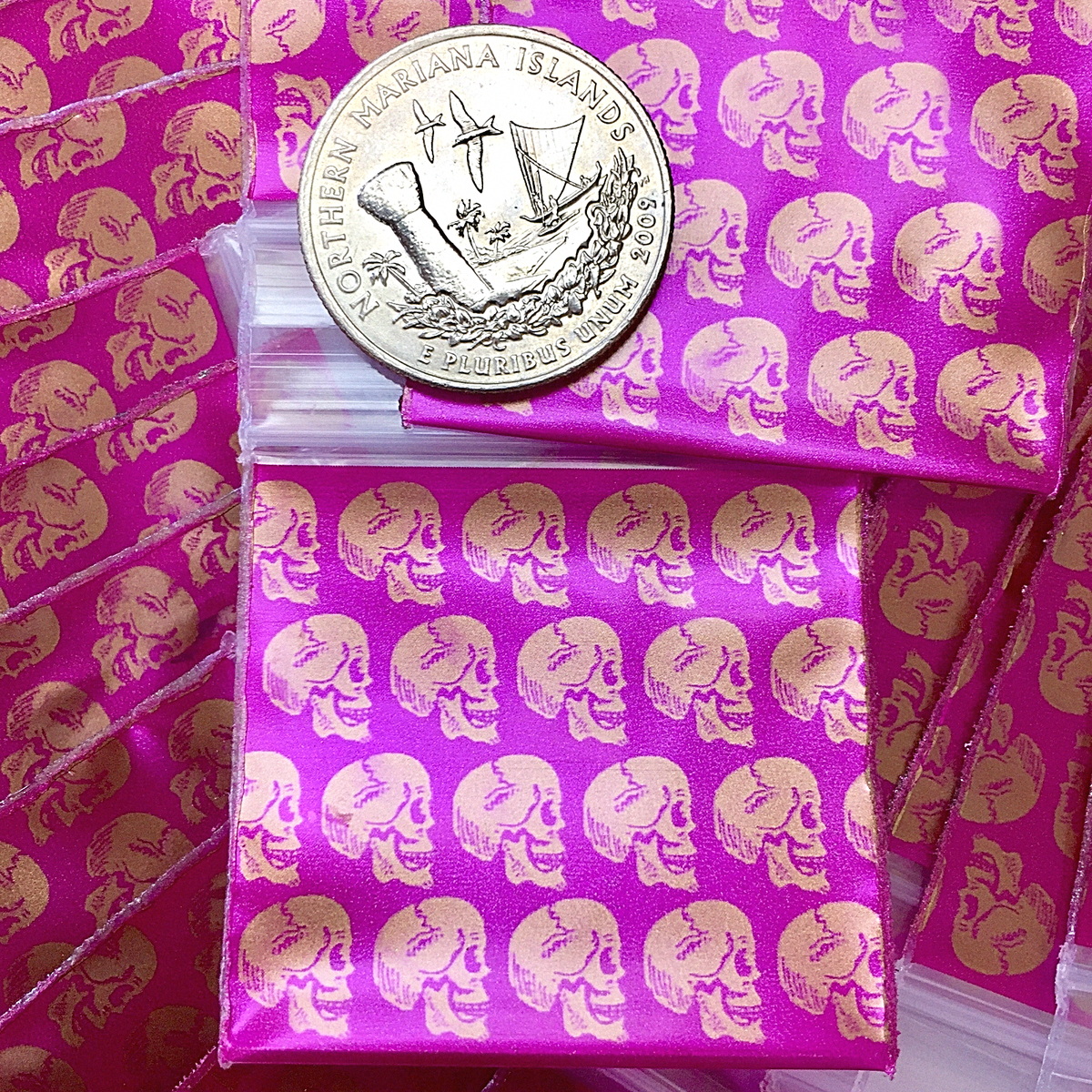 BaggiesSince1987 - 1515 ZipSeal Design Bags 100PCS WEEDS BaggiesSince1987 - 1515 ZipSeal Design Bags 100PCS WEEDS