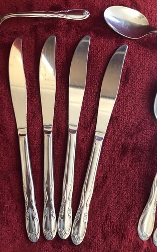 International Silver Stainless Chapel Hill Flatware Superior USA - 16 Pieces - Picture 4 of 12