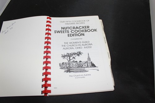 Vintage Nutcracker Sweets Edition Womens Guild Aurora OH COOK BOOK RECIPES 1993 - Picture 2 of 5