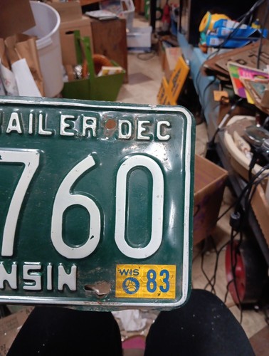 December 1982 Wisconsin Semi Trailer License Plate CE 22760 - Picture 7 of 22