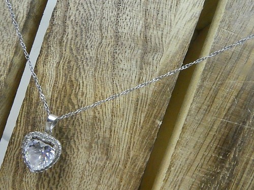 925 Silver Heart Filigree & Cubic Zirconia Pendant with 18" Fine Rope Chain - Picture 5 of 5