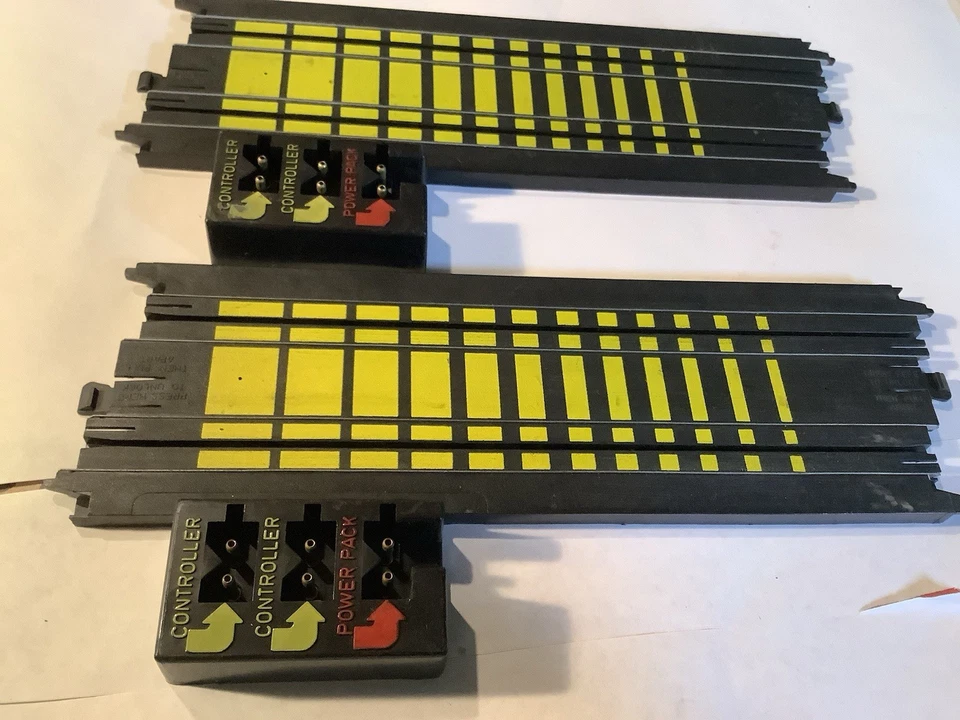 LOTE DE 2 TYCO AMARILLO SLOT CAR TRACK TERMINAL TRACK B5832 ~ Foto 3 de 4
