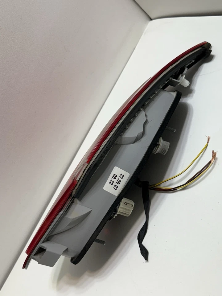 06-08 BMW 750LI E66 TRASERO IZQUIERDO LADO CONDUCTOR TAPA MALETERO INTERIOR LUZ TRASERA CON BOMBILLA OEM Foto 4 de 4