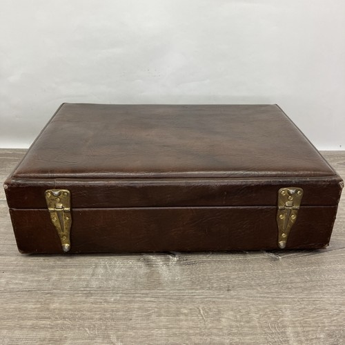 Maletín vintage de cuero marrón saboya para hombre de negocios estilo mediados de siglo - Imagen 9 de 14
