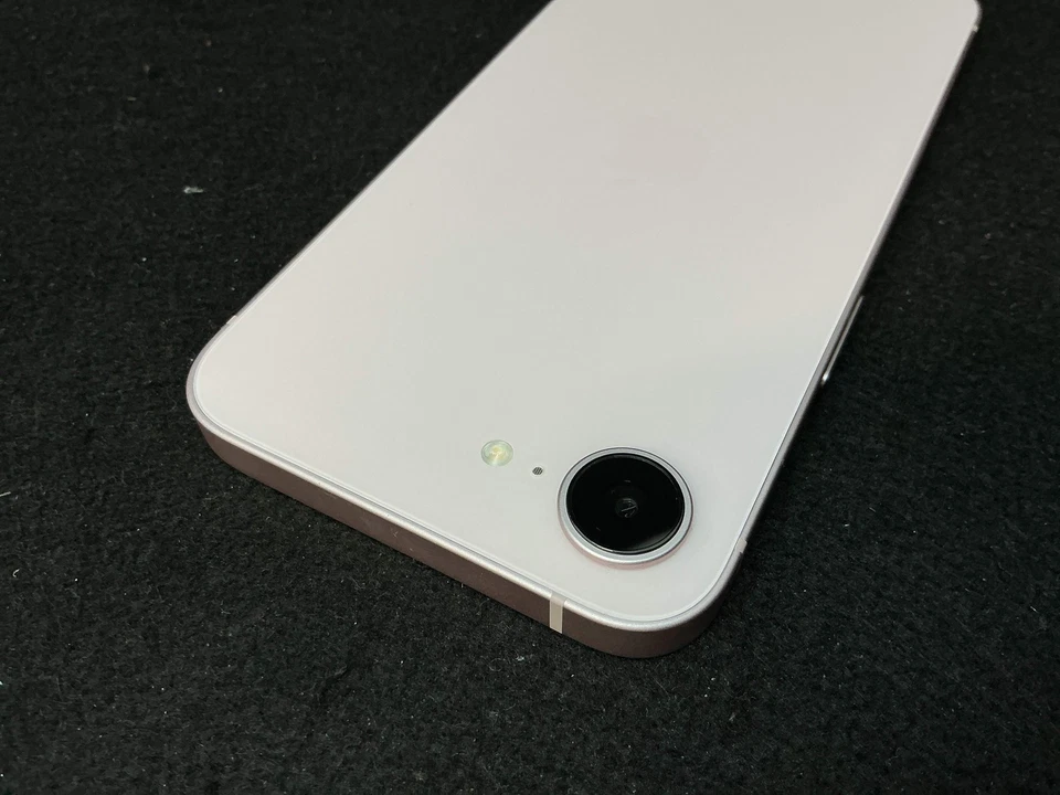 Apple iPhone 17e · 256GB, foto 4 de 5