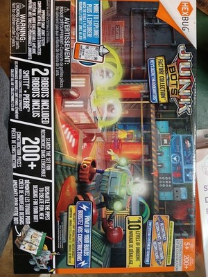 Hexbug Junk Bots Factory Collection Rev s Secret Headquarters 200+ Pcs New