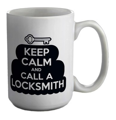 KEEP CALM AND CALL A LOCKMITH LUSTIGER SCHLÜSSEL MEISTER TASSE 15 OZ GROSSE TASSE GESCHENK WEISS
