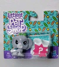Zuru Surprise Mini Brands Toy Littlest Pet Shop Gray Dog