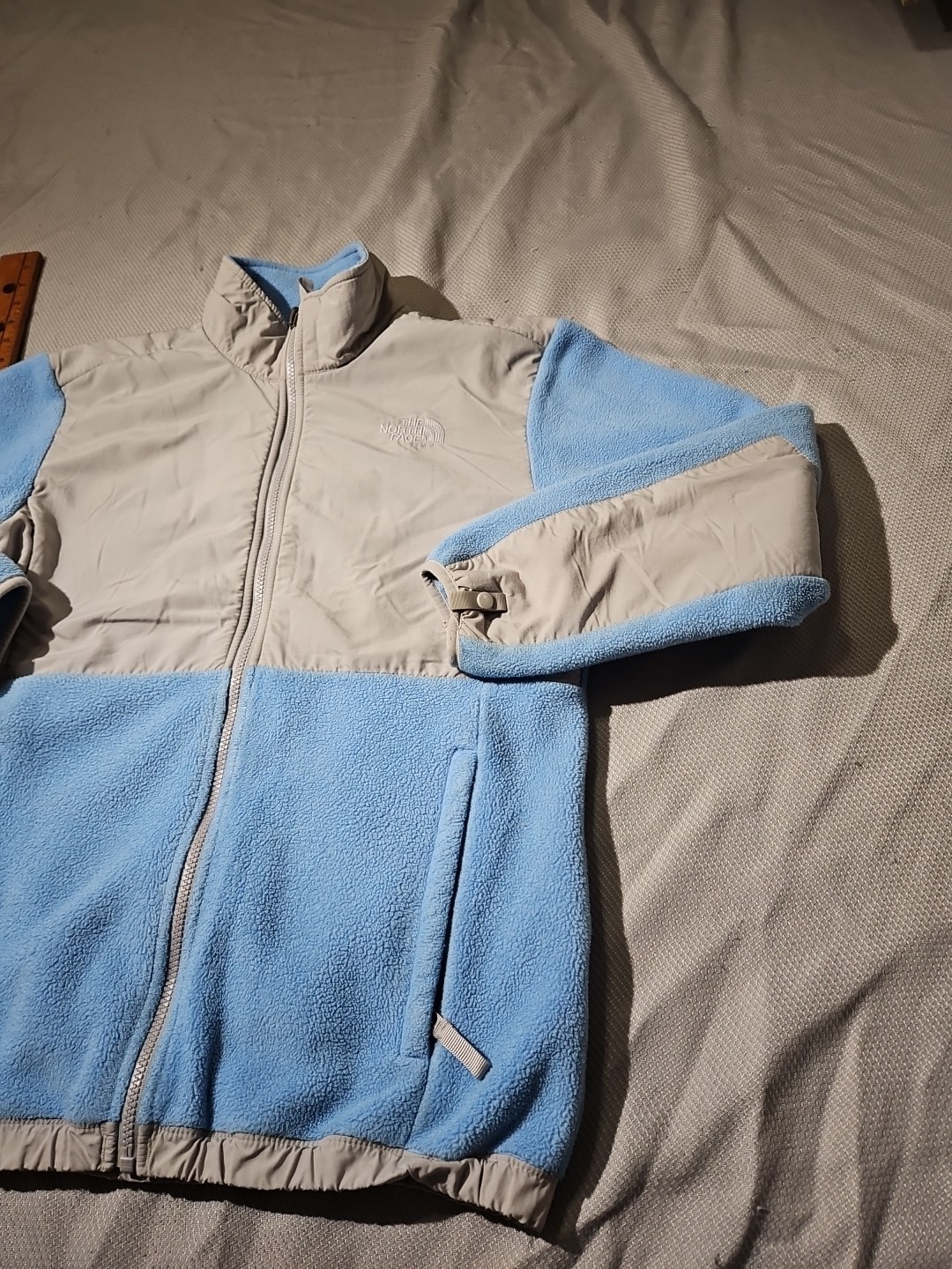 Picture 4 of 16