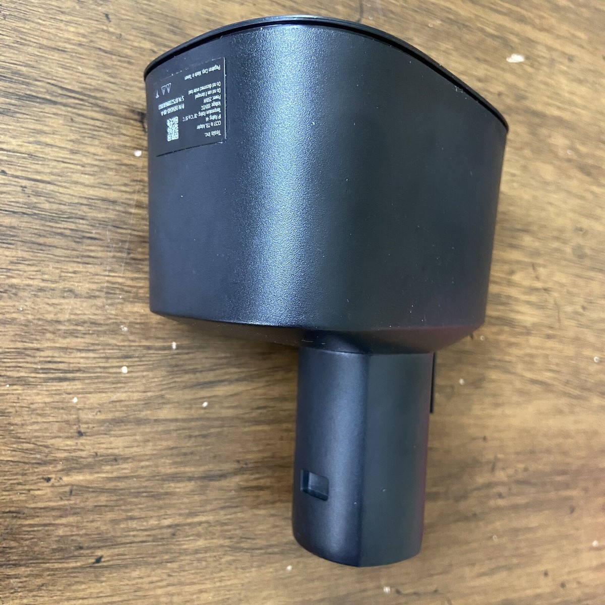 Tesla SAE J1772 アダプター Tesla SAE J1772 Charging Adapter Case - Spigen.com Official