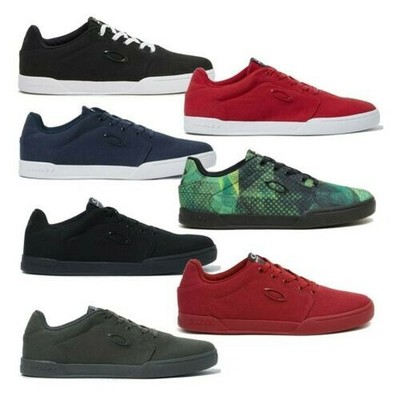 canvas flyer sneaker