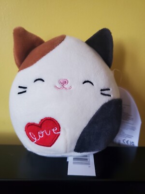 Squishmallow 12" Cam Calico Cat Con Cuore E Pancia A Forma Di Cuore - Peluche Valentino