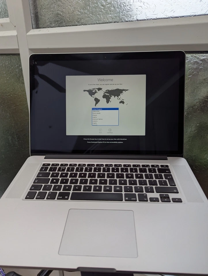 15-inch Apple MacBook Pro 2.7GHz i7 16GB RAM 256GB SSD A1398 Early 2013 26408 - Image 2 of 4