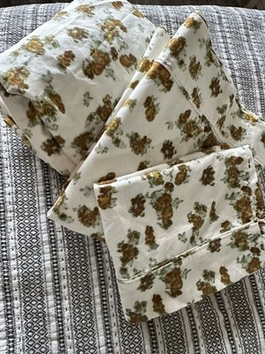 Threshold Twin XL 400 Thread Count Performance Sheet Set Gold Blurred Floral -