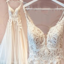 A Line Wedding Dress Beach Lace Spaghetti Straps V Neck Backless Boho Bridal