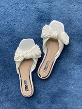 Ivory Satin Bow Flat Slides Bridal Or Holiday Size 5 New