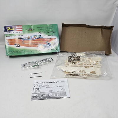 Revell 1956 Cadillac Eldorado - 1/25 Scale  Modern Car Kit NEW-OPEN BOX