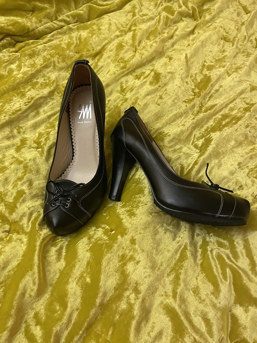 Stylish Black High Heels for Fashionable Women