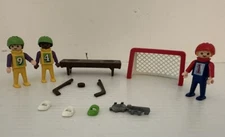 Playmobil Vintage 1981 Geobra Ice Hockey Team Rink Accessories 