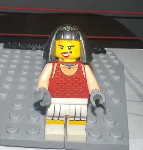LEGO Cleopatra Black Hair W/ Star Wars Sugi Red Tank Top Body White Bottom