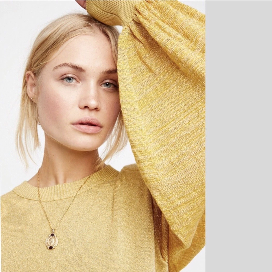 Gold pullover sweater new arrivals
